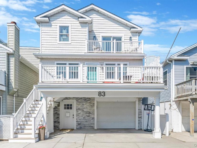 83 California Street, Long Beach NY 11561