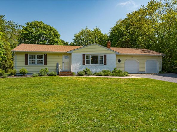 27 Sunset Avenue, East Quogue NY 11942