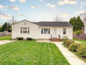 18 Blossom Avenue