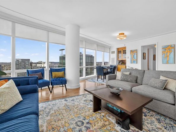 5 Renaissance Square 26E, White Plains NY 10601