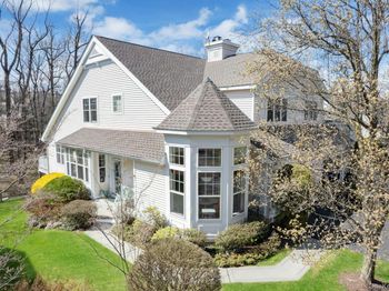 18 Briarbrook Drive