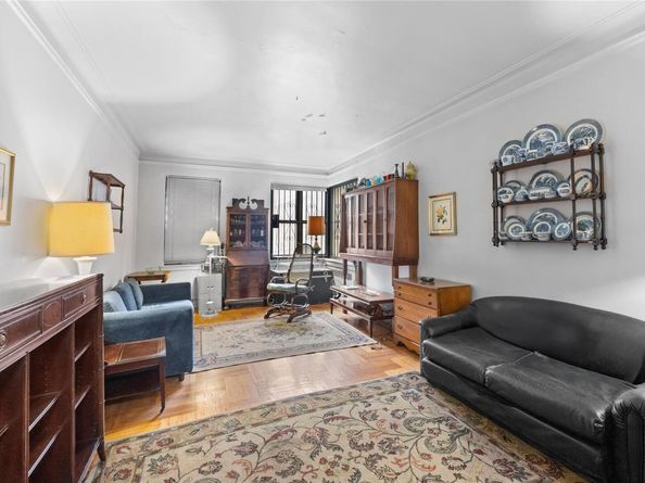 3000 Valentine Avenue 1D, Bronx NY 10458