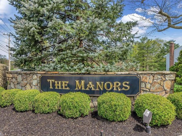 6 Manors Drive, Jericho NY 11753