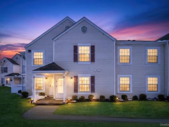 348 Artist Lake Drive, Middle Island NY 11953