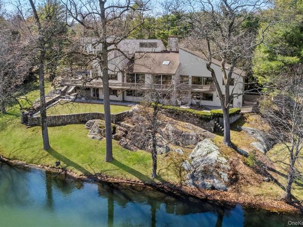3 Lakeside Drive, Rye NY 10580