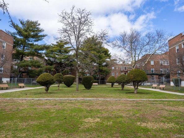 69-12 140th Street 2C, Kew Garden Hills NY 11367