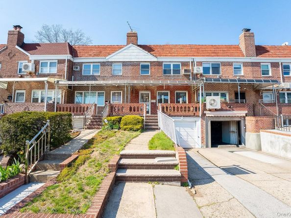 140-07 68th Drive, Flushing NY 11367