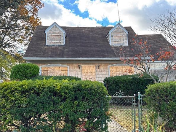 1493 Rosser Avenue, Elmont NY 11003