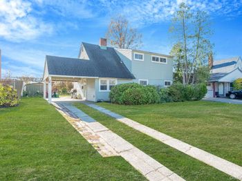 231 Blacksmith Road S