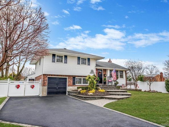 68 Elder Drive, Commack NY 11725