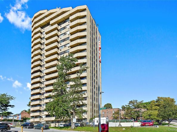 1523 Central Park ave 3E, Yonkers NY 10710