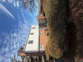 40 East Cherry Street