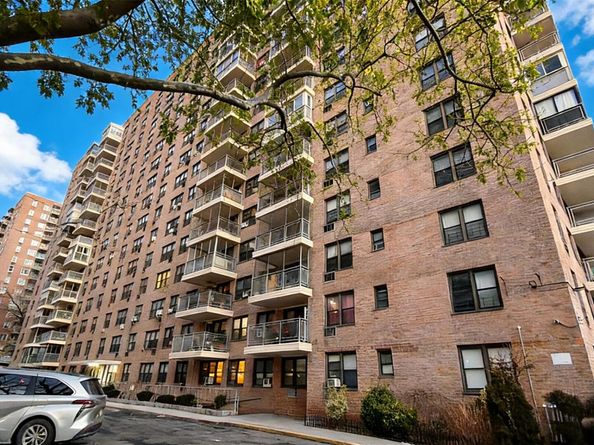 42-55 Colden Street 16D, Flushing NY 11355