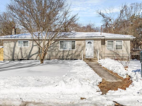 17 Nelson Place, Mastic NY 11950