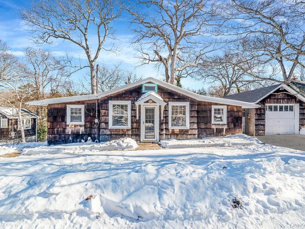 15 Ridge Lane, Miller Place NY 11764