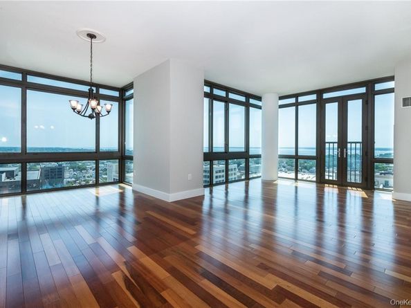 175 Huguenot Street 1802, New Rochelle NY 10801