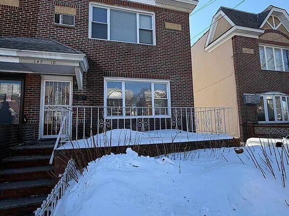 14718 24th Avenue, Whitestone NY 11357