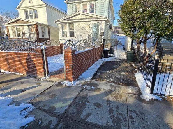 1907 Lacombe Avenue, Bronx NY 10473