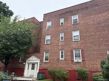41 Point Street