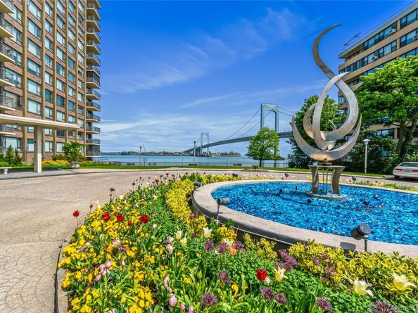 166-25 Powells Cove Boulevard 4M, Beechhurst NY 11357