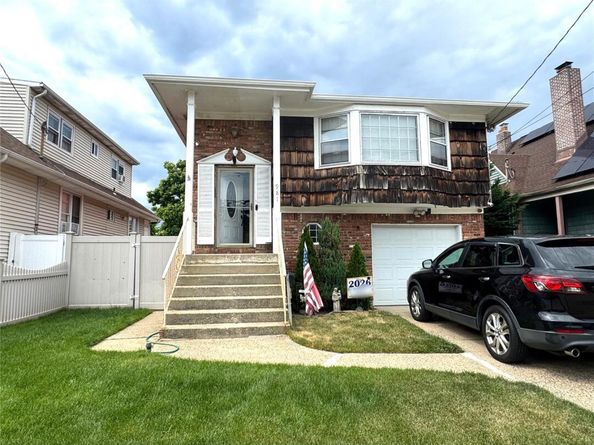 981 McKinley Street, Baldwin NY 11510