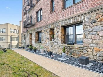 23 Old Mamaroneck Road