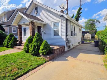 375 W Valley Stream Boulevard