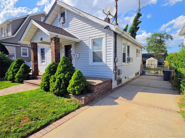 375 W Valley Stream Boulevard, Valley Stream NY 11580