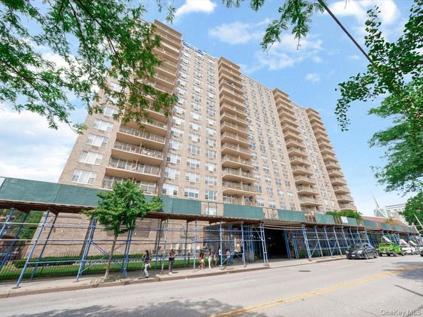 41-40 Union Street 8V, Flushing NY 11355