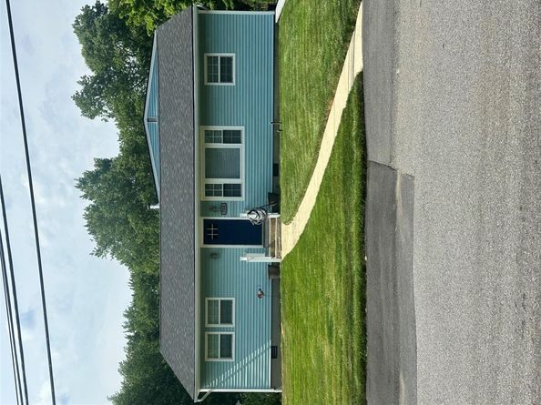 754 Locksley Road, Yorktown Heights NY 10598