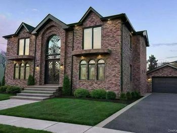 946 Cherry Lane