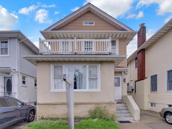 339 W Fulton Street