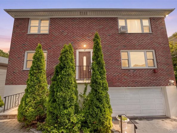 21 Bryn Mawr Place, Yonkers NY 10701