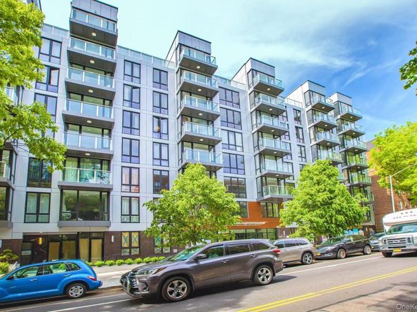 14427 Sanford Avenue 3J, Flushing NY 11355