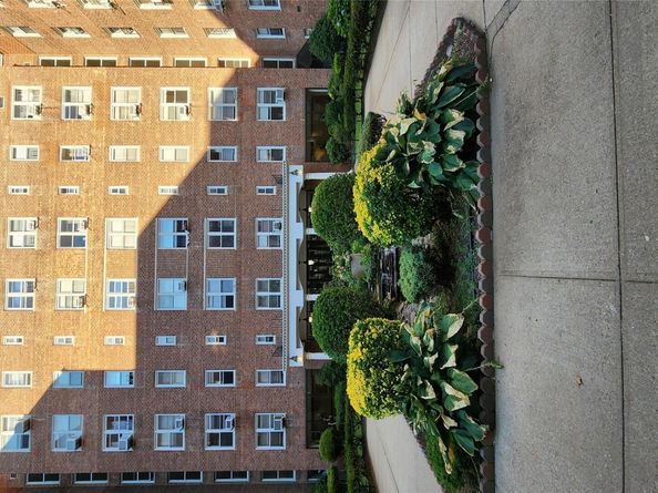 105-37 64 Avenue 6E, Forest Hills NY 11375
