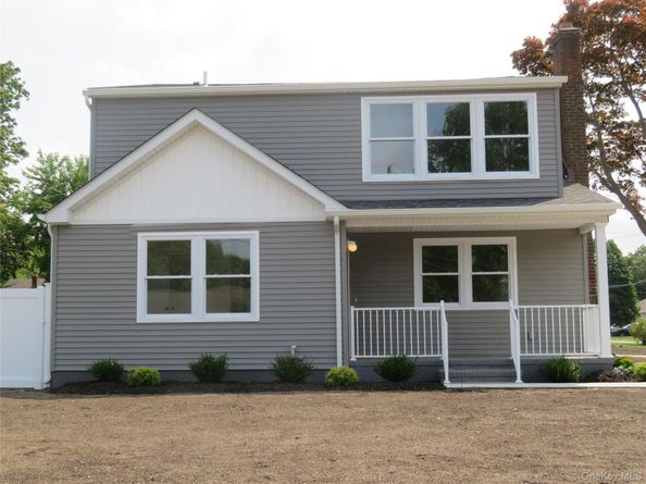 271 Washington Avenue, Patchogue NY 11772