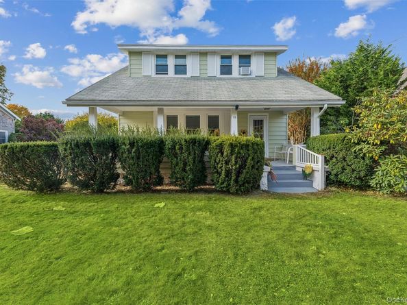 15 S Bay Avenue, Eastport NY 11941