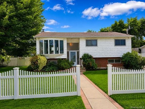 87 S 28th Street, Wyandanch NY 11798