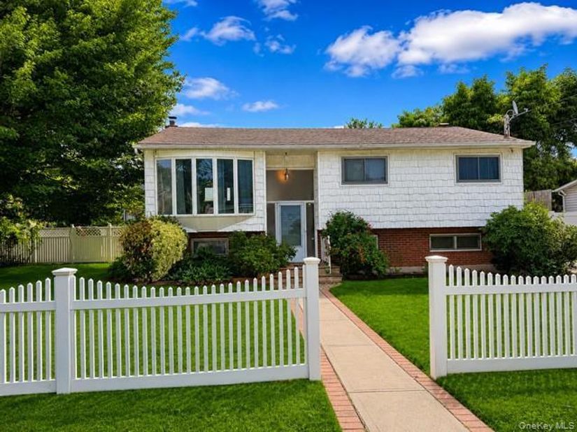 87 S 28th Street, Wyandanch NY 11798