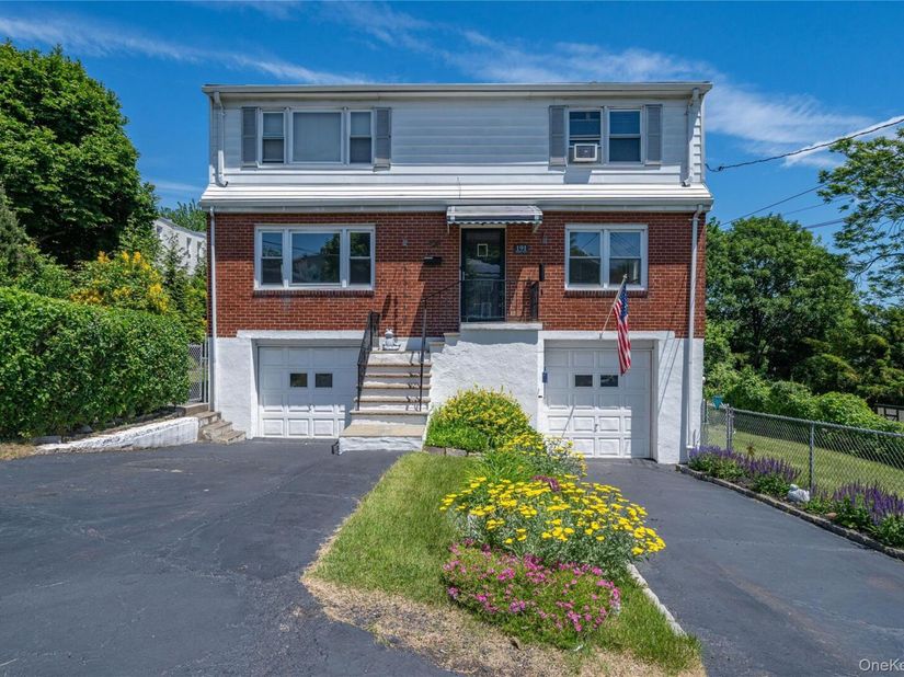 191 Hildreth Place, Yonkers NY 10704