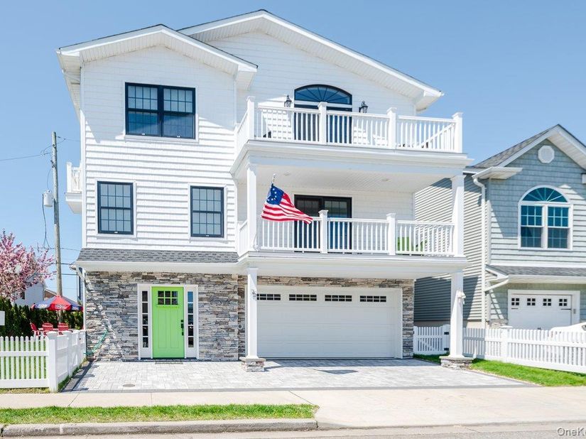 75 Curley Street, Long Beach NY 11561