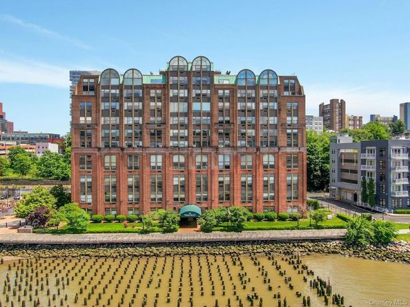 23 Water Grant Street 4I, Yonkers NY 10701