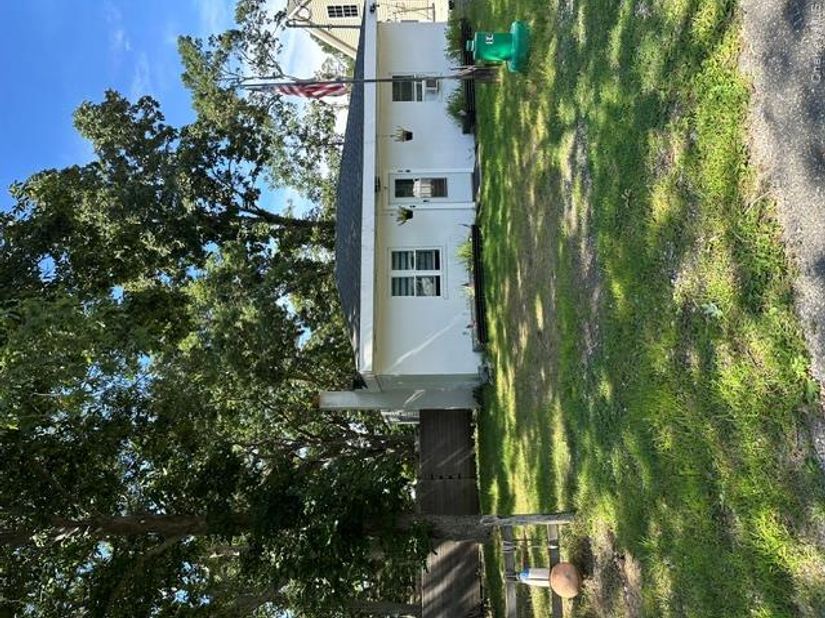 14 Coolidge Road, Hampton Bays NY 11946