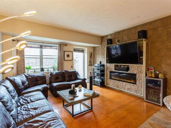 260 Beach 81st Street