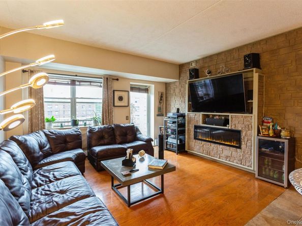 260 Beach 81st Street 6H, Rockaway Beach NY 11693