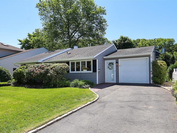 12 Ronan Road, Glen Cove NY 11542