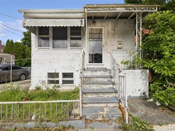 1639 E 55th Street