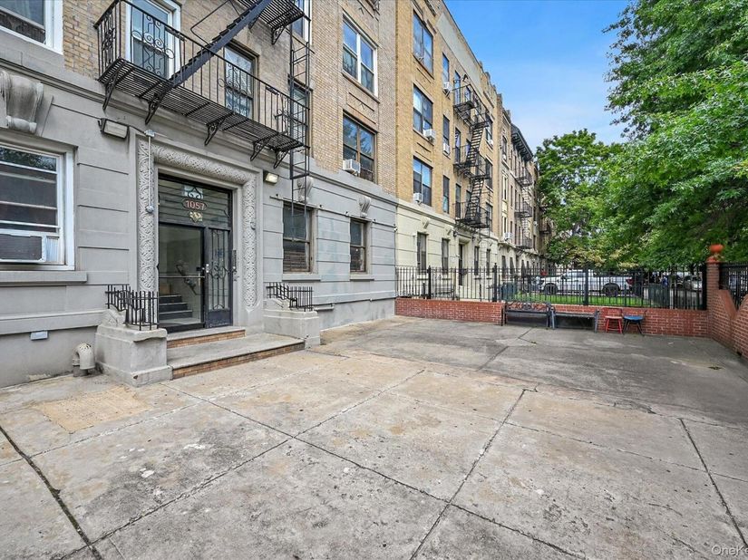 1057 Eastern Parkway 1A, Brooklyn NY 11213