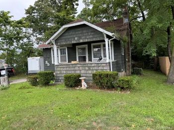 35 Hiddink Street