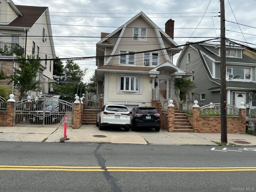 84-61 Parson Blvd, Jamaica NY 11432